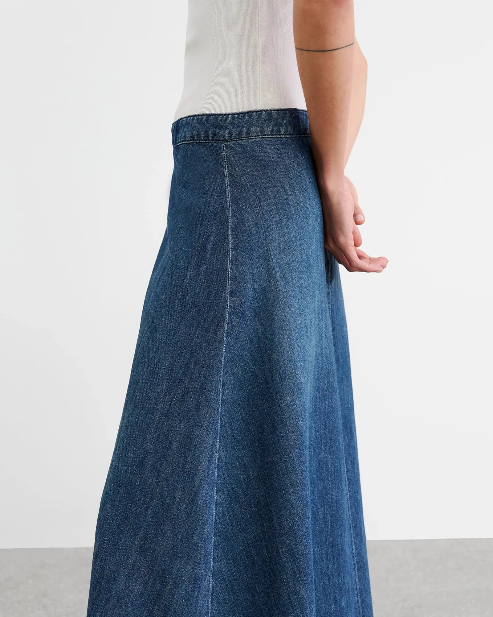 12170W1286 Astrid denim skirt