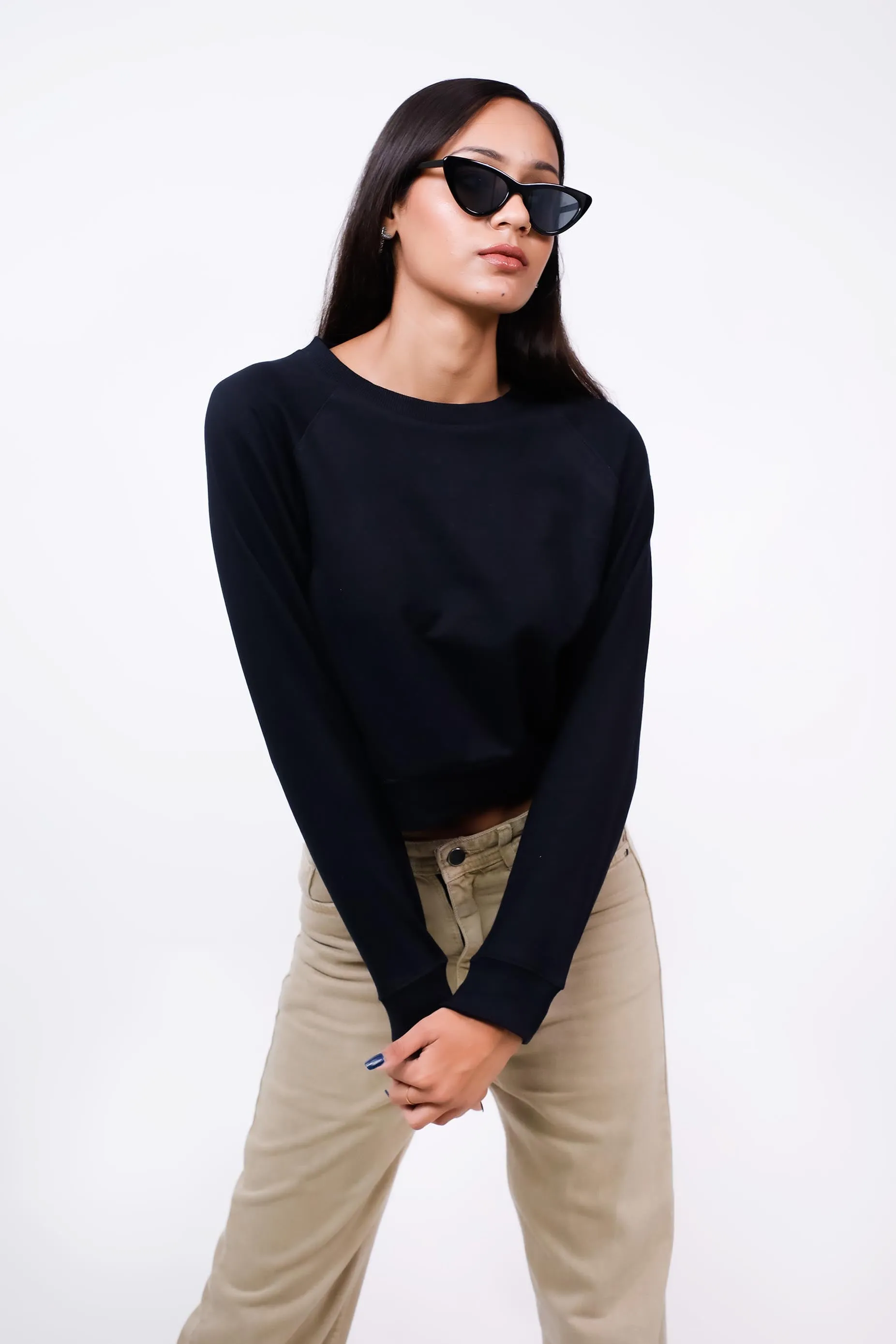 Raglan Sleeve Crop Sweatshirt Black - Fleece